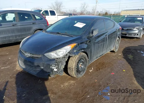 2013 Hyundai Elantra Limited z USA, uszkodzony, nr VIN 5NPDH4AE3DH449287